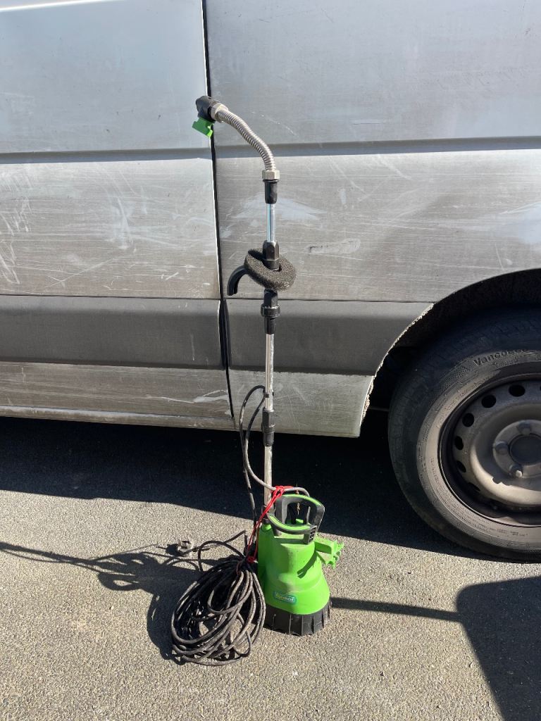 Water butt pump £10