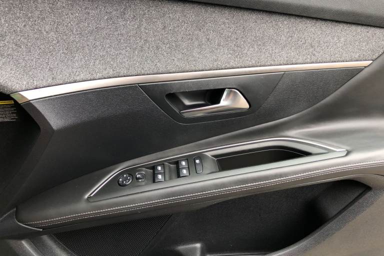 2018 Peugeot 3008 1.2 Puretech Allure 5dr EAT6 Hatchback PETROL Automatic