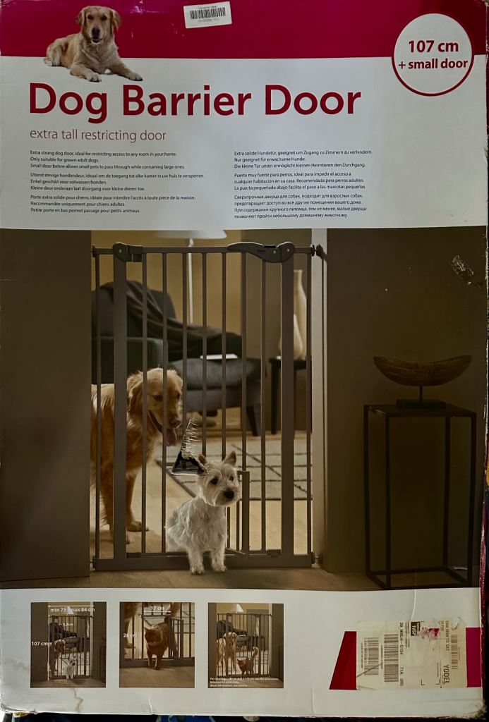 NEW SEALED Savic Dog Barrier Door 107cm Extra Tall Pet Gate + Small Pet Door
