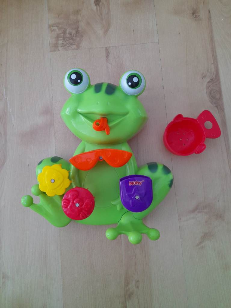 Nuby frog waterfall bath toy