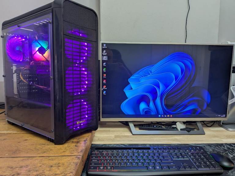 GAMING PC FIERCE RYZEN 5 3600 RTX 2060 6GB 256GB M.2 NVME SSD 1TB HDD 16GB RAM 24" FORZA COD GTA