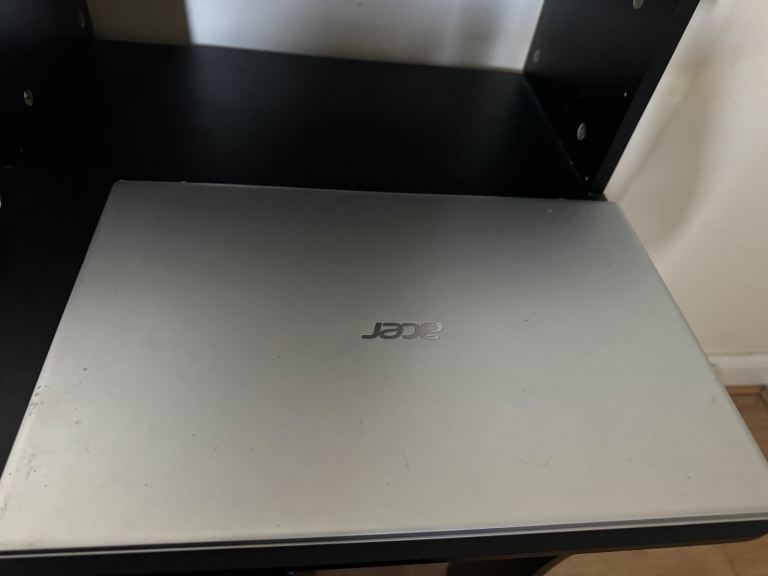 Laptop Acer for sale