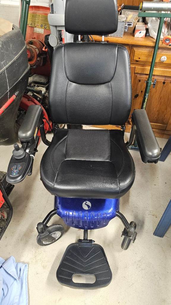 Ableworld P320 Compact Electric Wheelchair - Good Condition