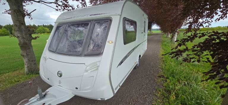 Swift charisma 230 