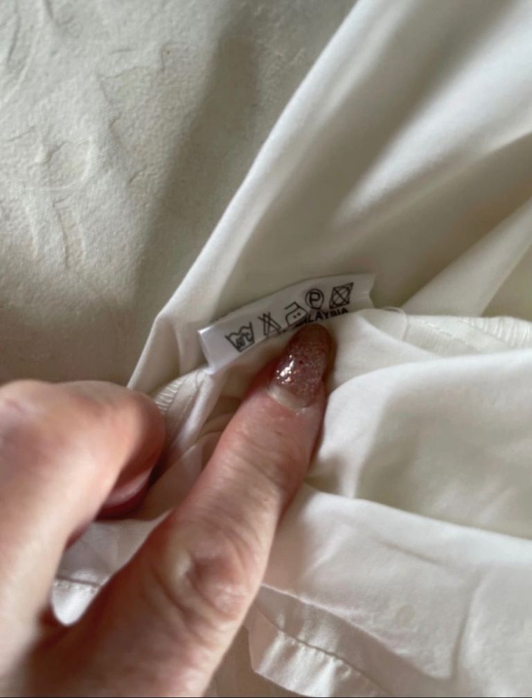 Bench. Pink & White Hoodie – As Good As New