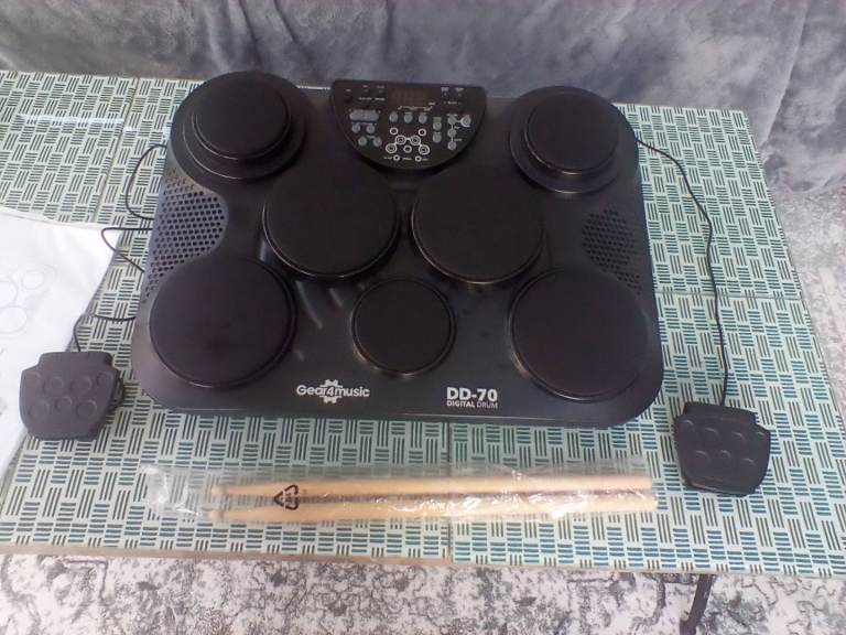 image for Portable electronic drum pads