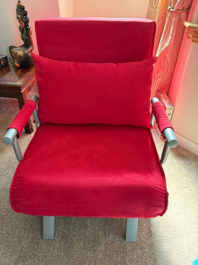 Red Chair bed