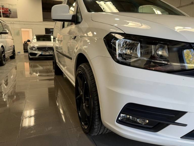 2017 67 VOLKSWAGEN CADDY MAXI 2.0 TDI C20 BLUEMOTION TECH HIGHLINE PANEL VAN 6DR