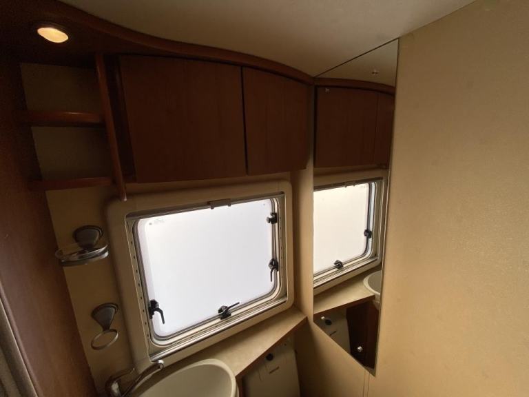 2006 (06) BESSACARR E720 2 BERTH MOTORHOME