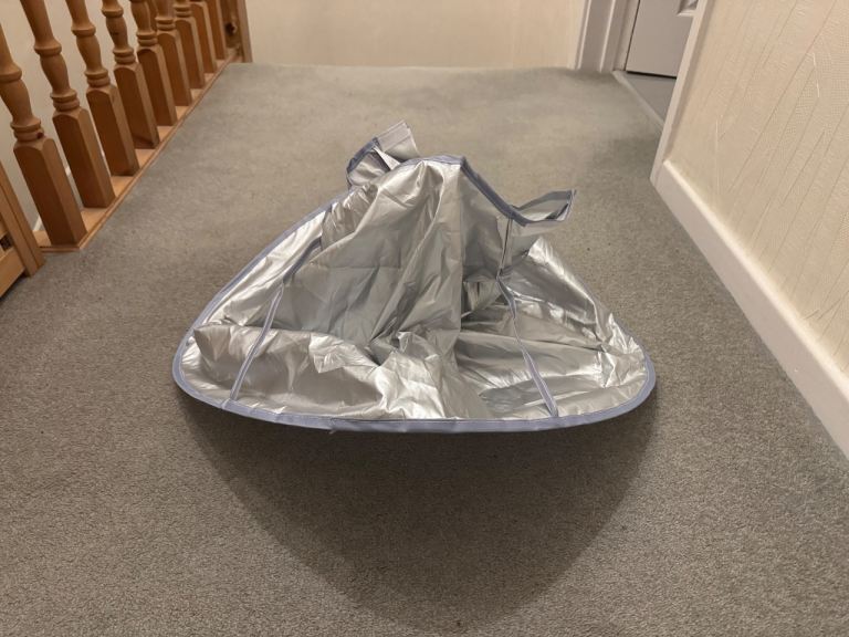 Hairdressing umbrella cape