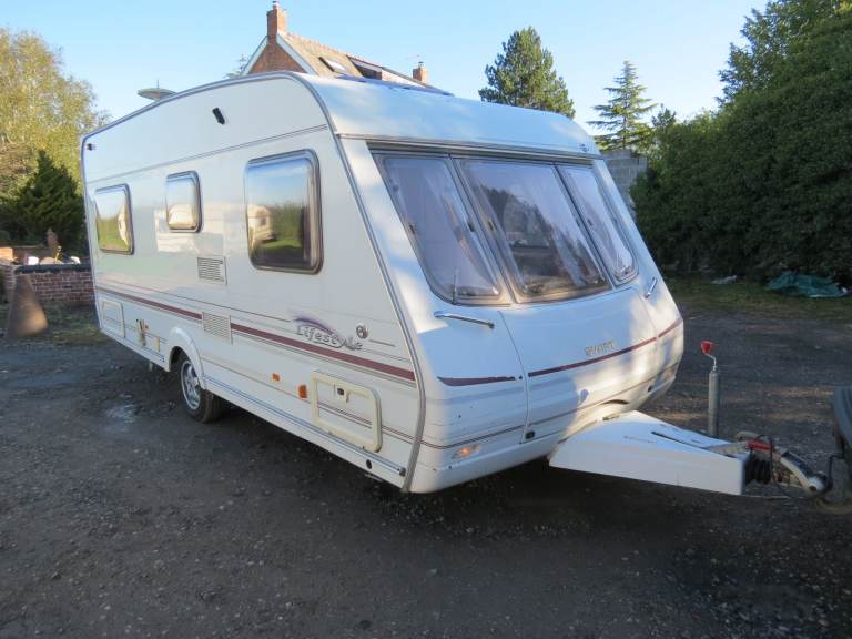 Fixed Bed 4 Berth Swift Caravan, Can Deliver