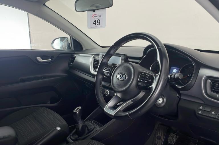  Kia Stonic 1.4 2 Suv 5dr Petrol Manual Euro 6 s/s 98 Bhp Petrol