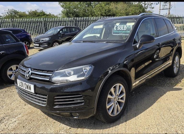 VOLKSWAGEN TOUAREG 3.0 TDI V6 SE 2011