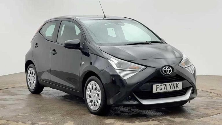 TOYOTA AYGO 1.0 VVT-i x-play Euro 6 (s/s) 5dr 2022