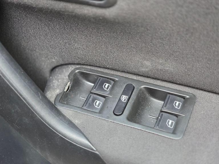 2010 Volkswagen Polo 1.4 SE DSG Euro 5 5dr HATCHBACK Petrol Automatic