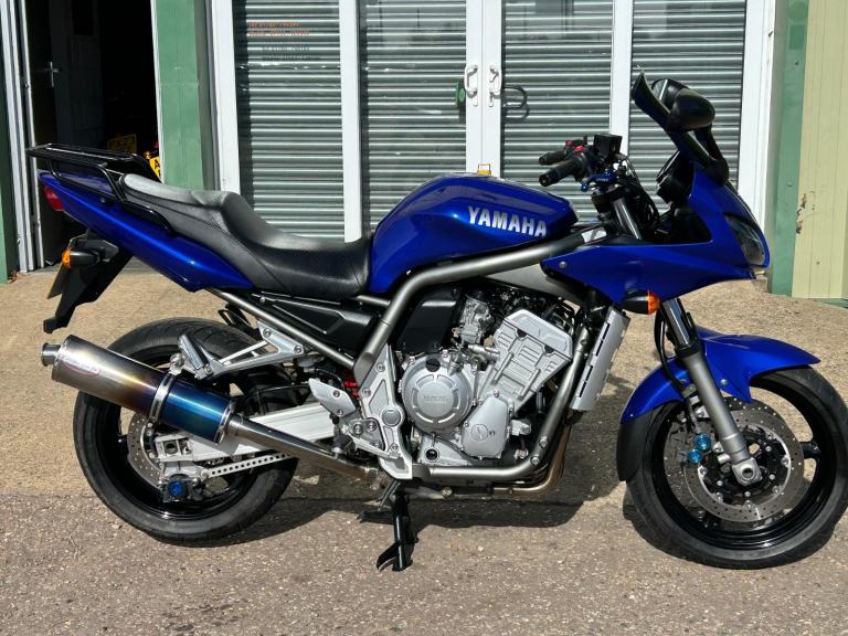 Yamaha FZS1000 Fazer, Only 9,935 Miles From New * UK Delivery *