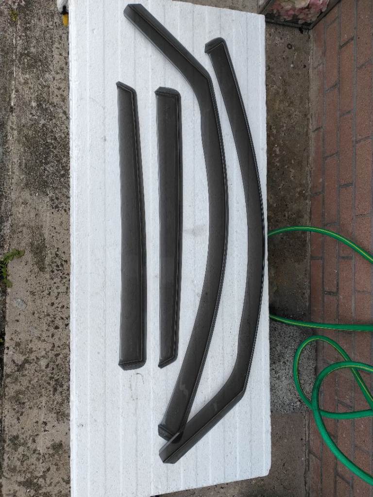 Audi q5 wind reflectors
