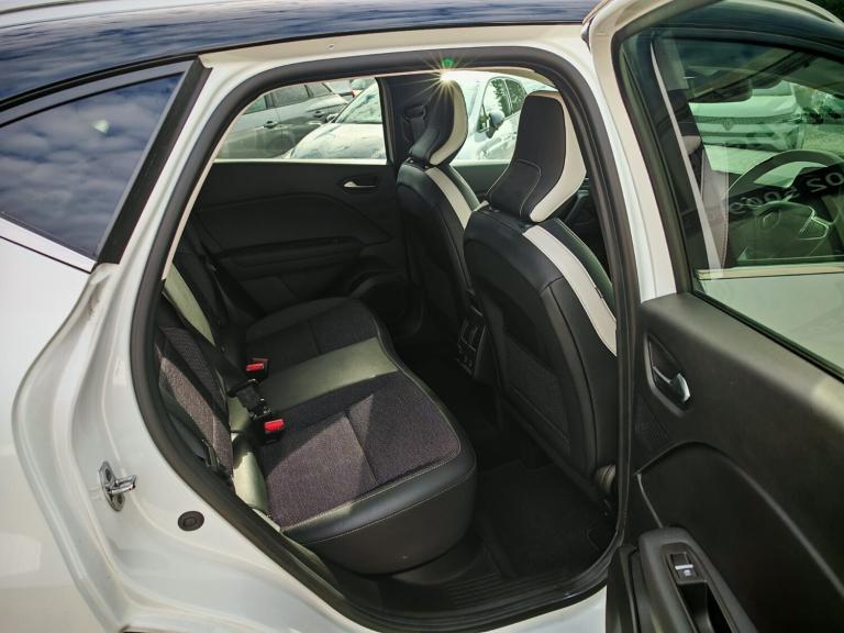 2021 Renault Captur 1.6 E-TECH Hybrid 145 S Edition 5dr Auto Hatchback Hybrid Automatic