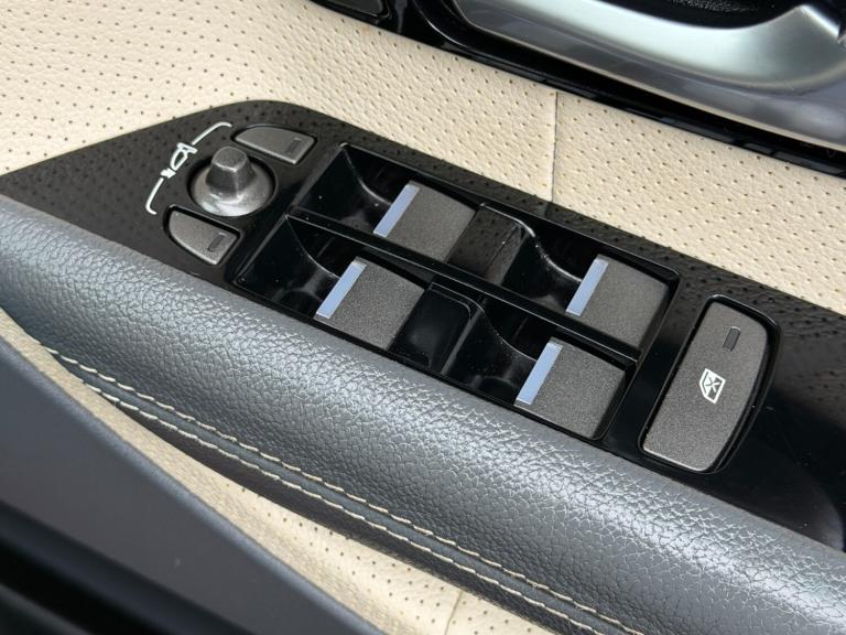 2014 Land Rover Range Rover Evoque 2.2 SD4 Dynamic Automatic 4WD 5dr SUV Diesel Automatic