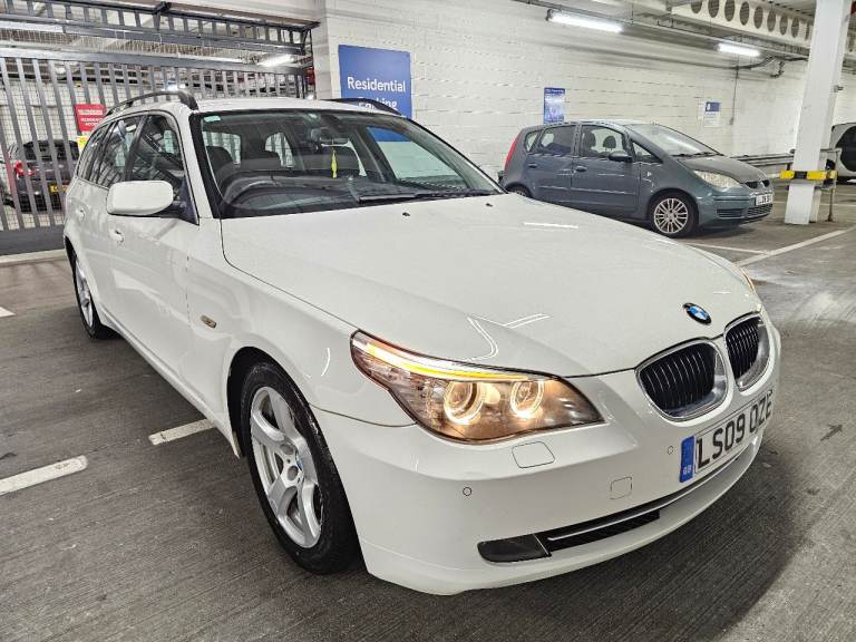 2009 BMW 520D SE TOURING BUSINESS EDITION 