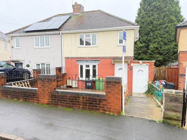 * B.C.H*-2 Bed Semi Detached Home-Bankwell St, Brierley Hill-Walking Distance to Aldi