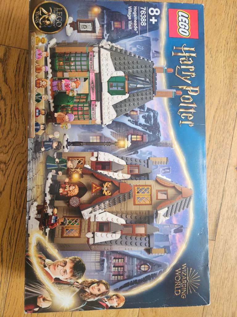 Harry potter lego.  Hogsmeade Village visit. 