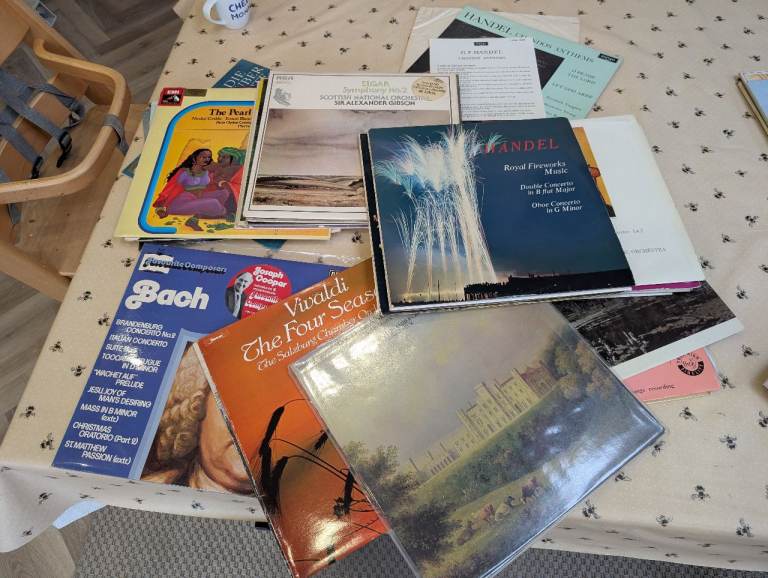 Classical vinyl bundle