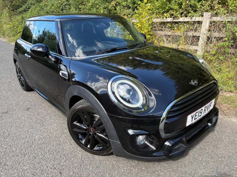 2019 MINI Hatch 1.5 Cooper Sport Euro 6 (s/s) 3dr HATCHBACK Petrol Manual