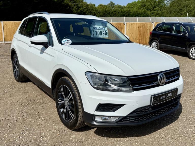 VOLKSWAGEN TIGUAN 2.0 TDI BlueMotion Tech SE Navigation 2016