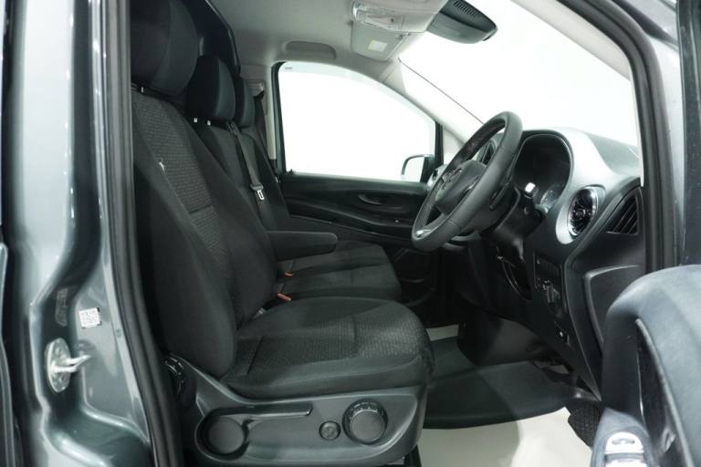 2021 Mercedes-Benz Vito 2.0 114 CDI Premium Panel Van 5dr Diesel G-Tronic RWD L2 Euro 6 (s/s) (LW...