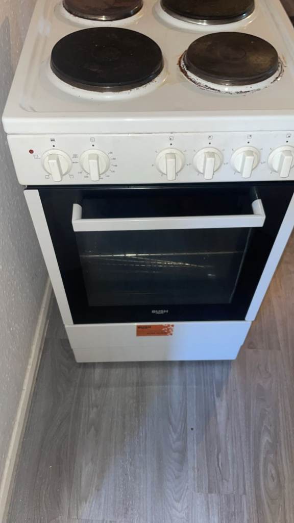 Bush Electric cooker 