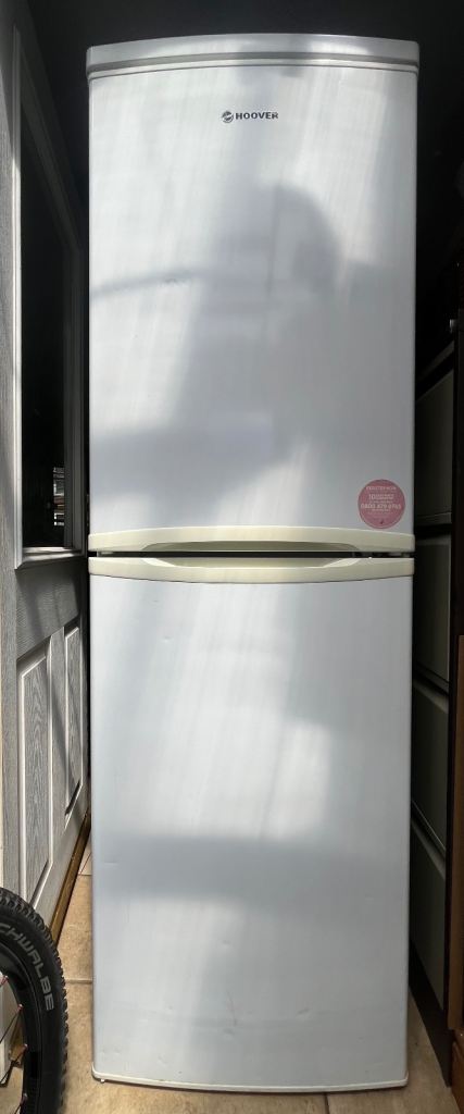 Fridge freezer 