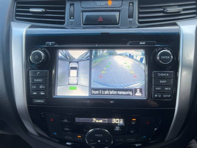 2017 Nissan Navara Double Cab Pick Up Tekna 2.3dCi 190 4WD PICK UP DIESEL Manual