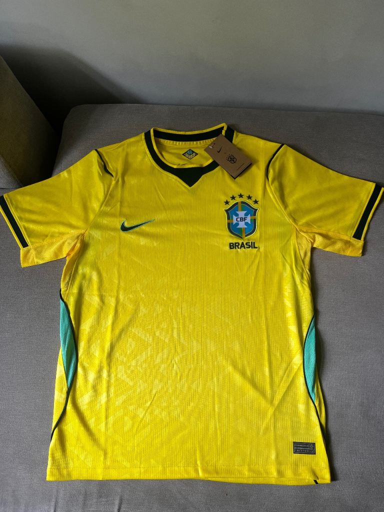 Brazil shirt 2026 (M)