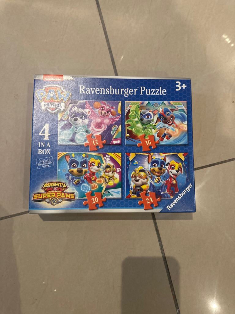 4x paw patrol jigsaws. 