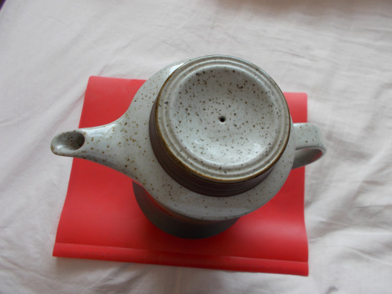PURBECK   PORTLAND    POTTERY COFFEE   JUG  / WILL POST ROYAL  MAIL