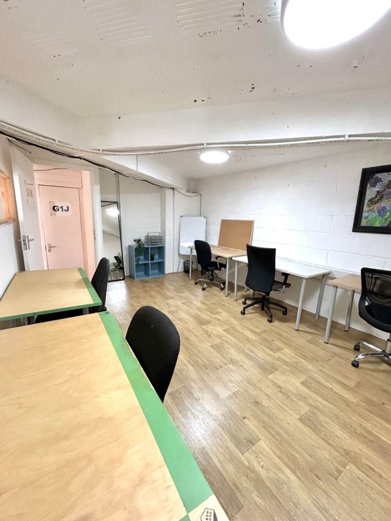 G1K Private Studio Office in Hackney Creative Warehouse Flexible Workspace 
