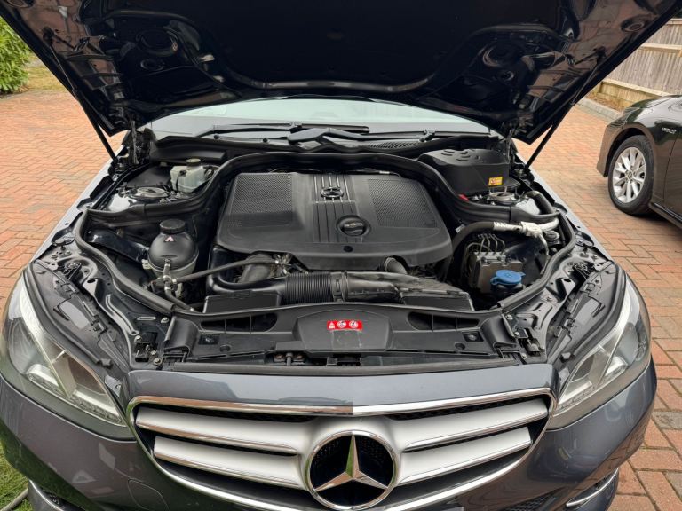 Mercedes-Benz, E CLASS, Saloon, 2013, Semi-Auto, 2143 (cc), 4 doors