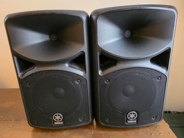 Yamaha Stagepas 400BT PA System – Excellent Condition – Collection Only (Wolverhampton WV2)