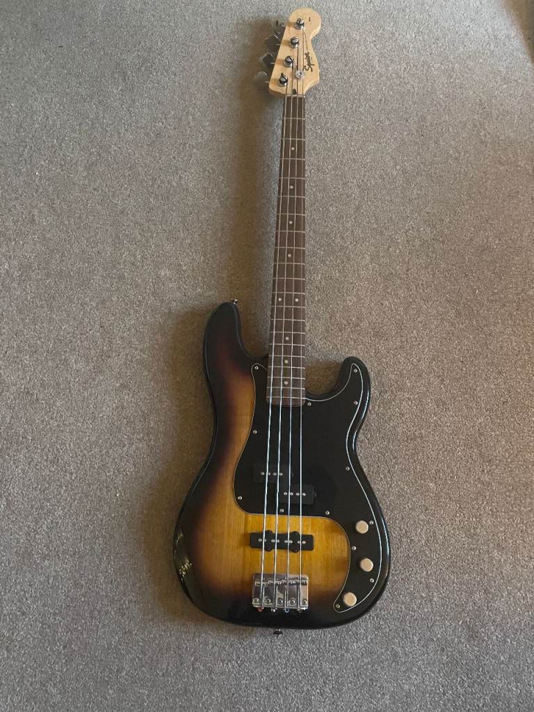 squier affinity p bass 