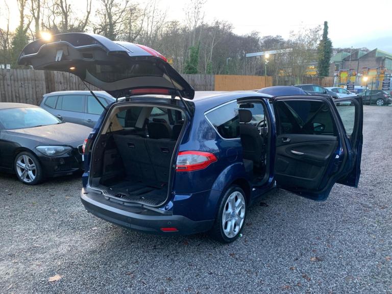2011 Ford S-Max 2.0 TDCi Titanium Powershift Euro 5 5dr MPV Diesel Automatic