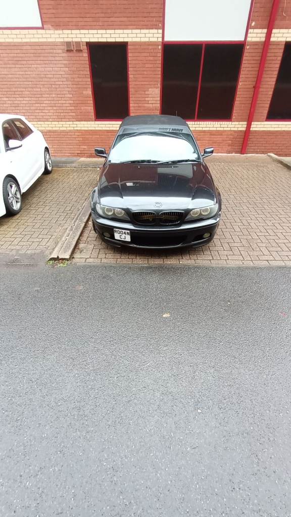 BMW, 3 SERIES, Convertible, 2004, Manual, 2171 (cc), 2 doors