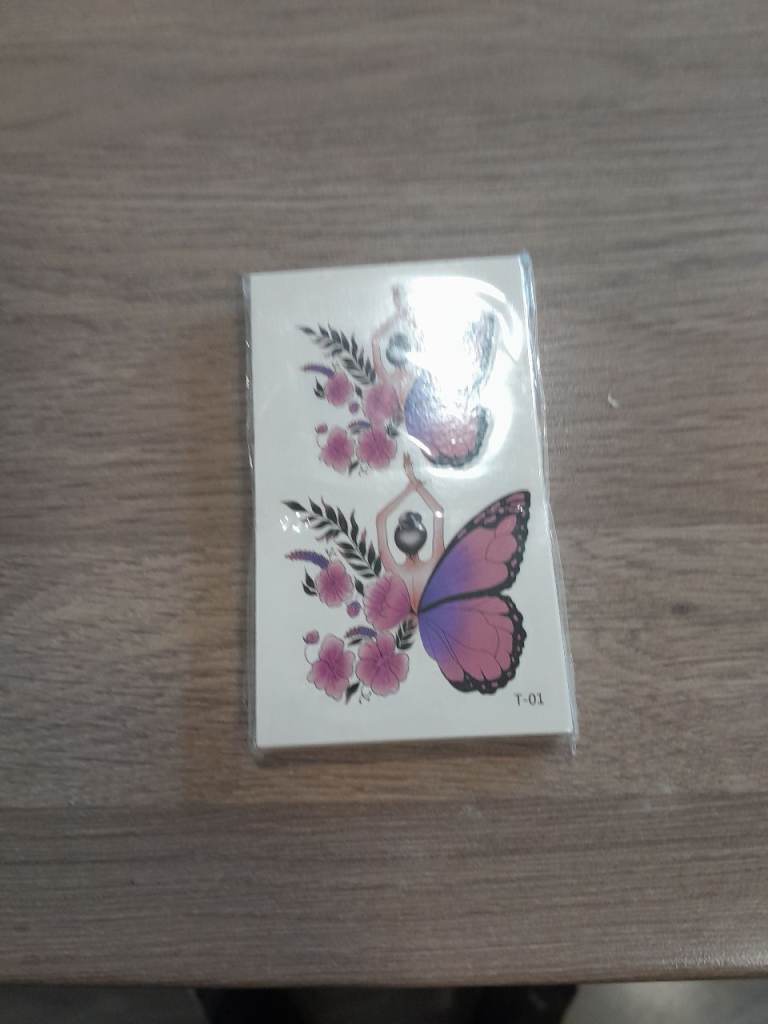29 Different Butterfly Themed Temporary Tattoos