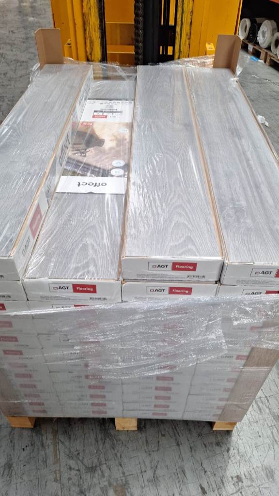 AGT Effect Elbruz 8mm Laminate Flooring Just £20 Per Pack (CHEAPEST IN THE UK)