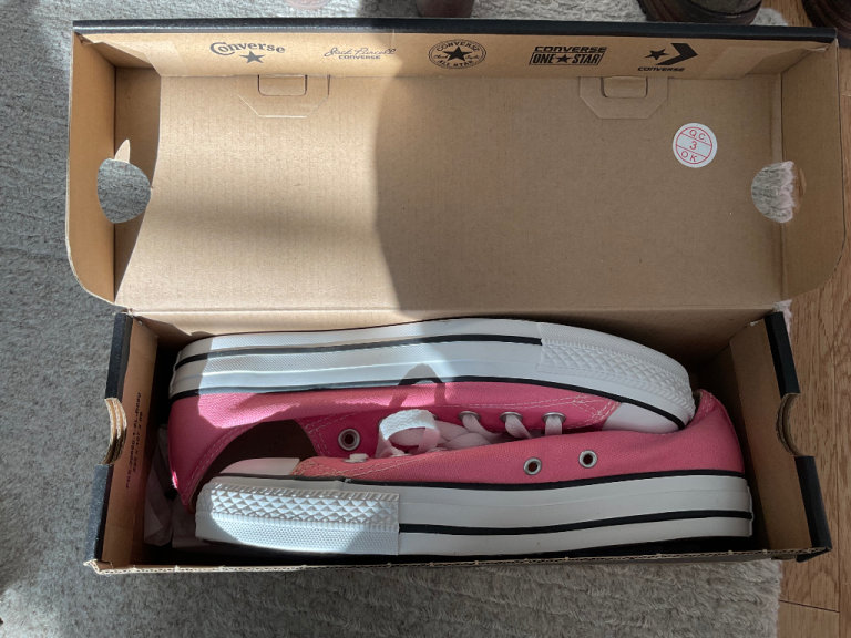Pink Converse All Star size 6