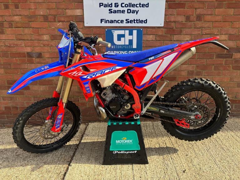 2025 BETA 200RR RACING - 50 HOURS - 1 OWNER - ROAD REG'D 25 PLATE