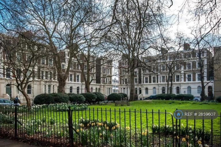 2 bedroom flat in Oval, London, SW8 (2 bed) (#2859607)