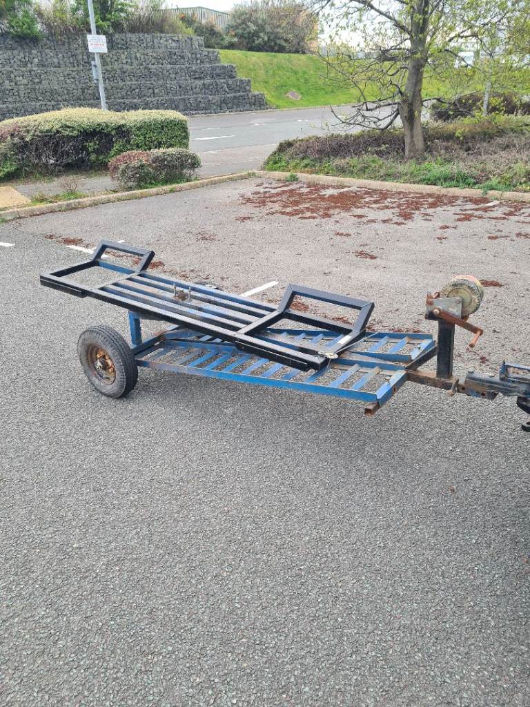 Towing dolly
