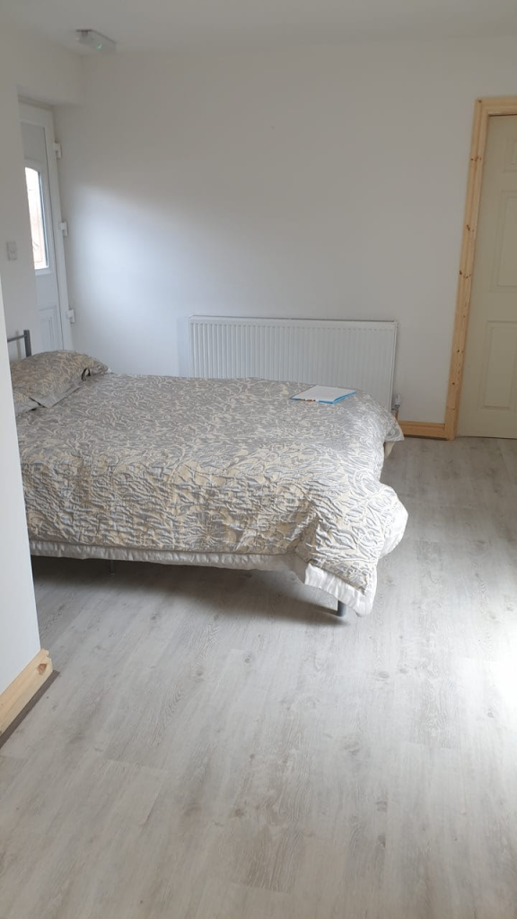 Separate Studio room for rent B42 1JW