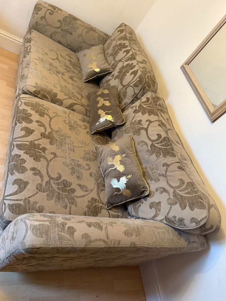 image for 3+2 seater sofa set